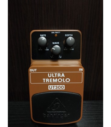Behringer UT300 Ultra Tremolo efekt gitarowy - UŻYWANY